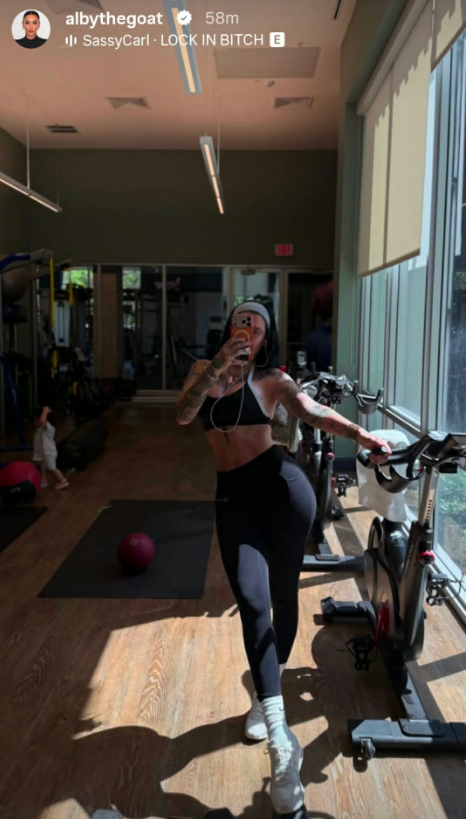 alby lajmerohet nga palestra ekspozon turpin si peshk 6a974f9203487